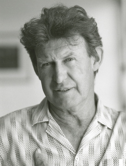 Artist: b'Heath, Gregory.' | Title: b'Portrait of Cameron Sparks, Australian art historian and printmaker, 1989' | Date: 1989 Artist: b'Heath, Gregory.' | Title: b'Portrait of Cameron Sparks, Australian art historian and printmaker, 1989' | Date: 1989