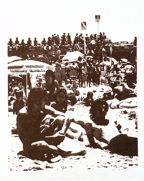 Artist: b'Robinson, Sally.' | Title: b'(Study for beach scene)' | Date: 1976 | Technique: b'photo-screenprint, printed in brown ink, from one stencil' | Copyright: b'Represented by Robin Gibson, Sydney, AGOG in Canberra & Editions Gallery, Melbourne' Artist: b'Robinson, Sally.' | Title: b'(Study for beach scene)' | Date: 1976 | Technique: b'photo-screenprint, printed in brown ink, from one stencil' | Copyright: b'Represented by Robin Gibson, Sydney, AGOG in Canberra & Editions Gallery, Melbourne'